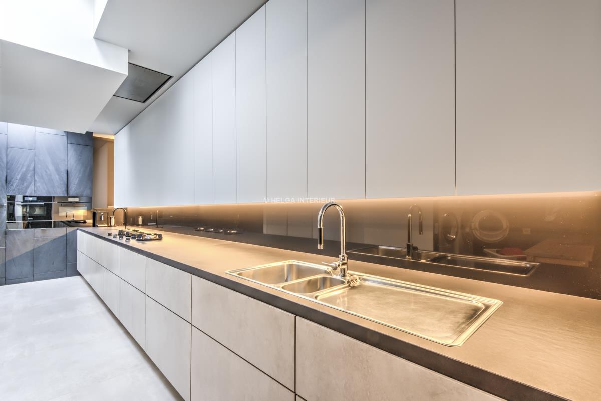 Toonzaal keuken 007