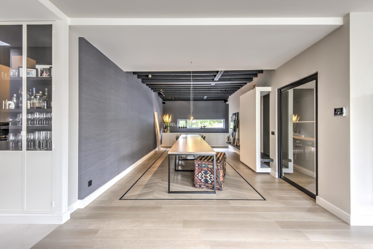 Toonzaal woonkamer 01