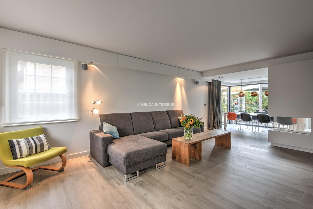 Woonkamer met haard 03